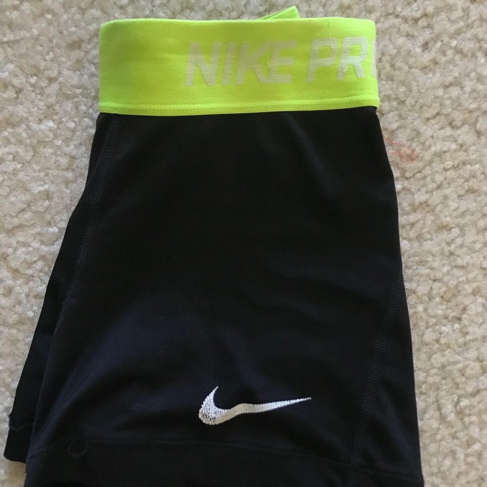 Nike Pro Size XS Spandex